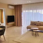 Sunset Harmony Apartment